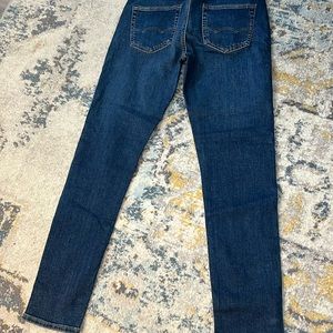 NWT American eagle athletic skinny 29/32 mens jeans.